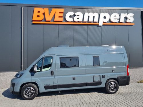 Clever Celebration 600 Automatic Premium package photo: 9