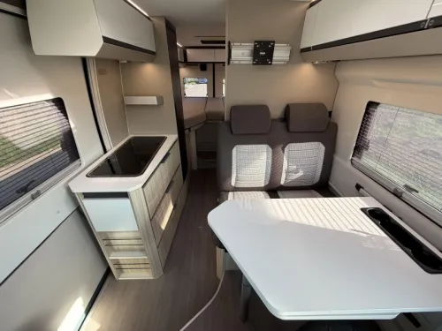Adria Twin Plus 640 SLB Lithium, Umrichter, Solar Foto: 5