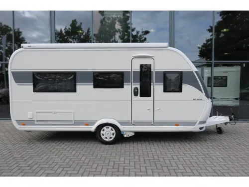 Hobby De Luxe 460 LU MOVER+CASSETTEL.+VOORTENT  Foto: 2