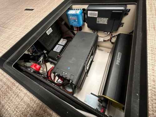 Hymer B-MC T 680 LITHIUM-SOLAR-INVERTER photo: 18