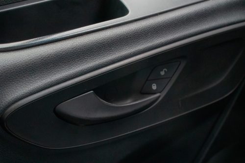 Mercedes Sprinter photo: 58
