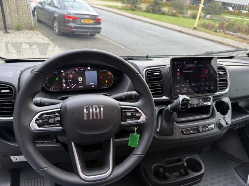 Carado T328 Pro+ Automatic pop-top roof 5 seats photo: 16