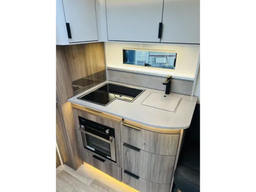 Kabe Royal 560 GLE B2 - KS Foto: 6