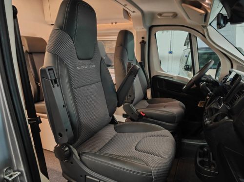 tourne mobil 6.4 Select 2.2 BlueHDI 180PK Automaat - ALL SEASON photo: 18