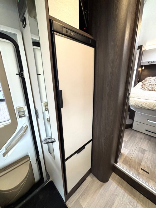 Benimar Tessoro 495 Northautokapp AUTOMATIC QUEEN BED+LIFT BED photo: 9