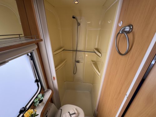 Homecar P 561 Motorairco Franz&ouml;sisches Bett Foto: 19