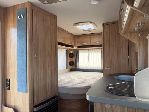 Eriba Nova Light 465 Elegance Mover / Auvent photo: 8