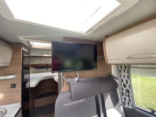 Knaus Vansation Van TI Single Beds photo: 16