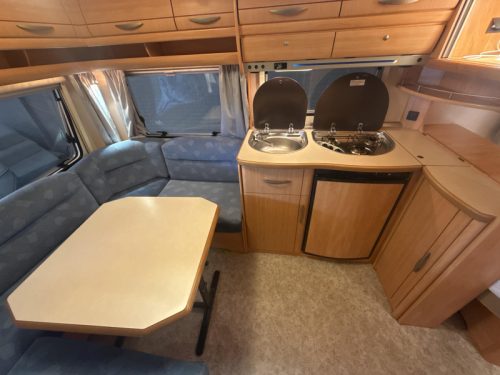 Fendt Saphir 470 TDB CAMA FRANCESA ASIENTO REDONDO AVANC&Eacute;  foto: 16