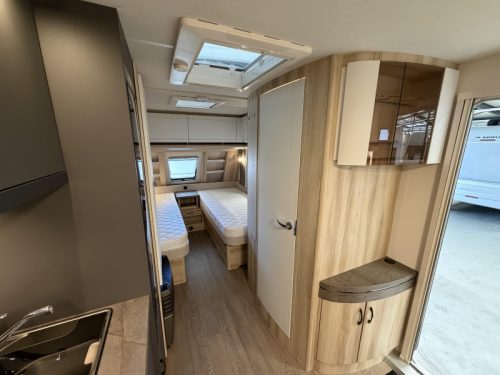 Hobby De Luxe 540 UL New | Action model 2026 photo: 11