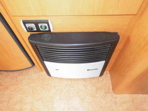 Dethleffs Lowlander 450 HK Mover, awning. photo: 5