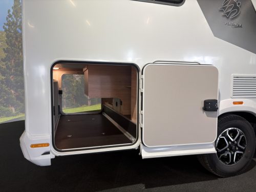 Knaus L!ve Ti 650 MEG Platinum / niedrige Betten Foto: 16