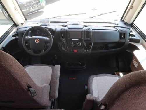 Knaus L!ve I 650 MEG AUTOMATIC 160 HP AIR CONDITIONING photo: 11