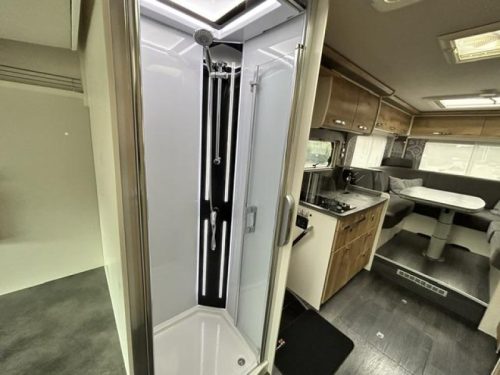 Frankia F-Line 740 PLUS Rondzit Solar Airco Level Foto: 11