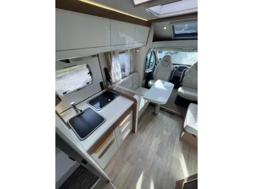 Pilote Sensation P720 Queensbed  Foto: 15