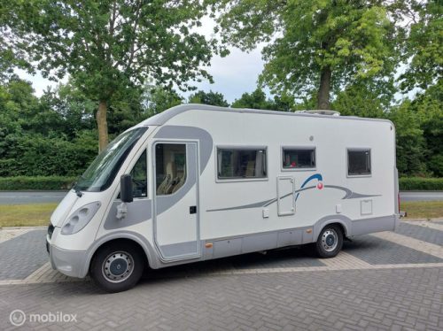 Adria Adria Vision I 677 SP 101dkm! NAP 2x Airco Pop-top roof 2x Solar panel photo: 1