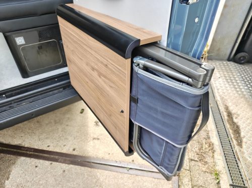 Furgok LOUNGE 600+ 180Pk Automaat - ALL SEASON - CLESANA - ELEK. BED foto: 23