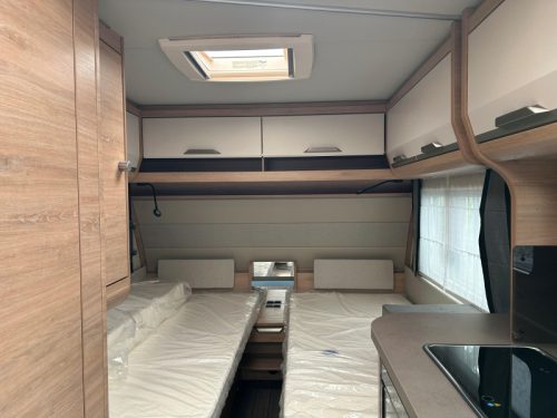 Knaus Sudwind Black Selection 500 EU 2026 EINZELBETTEN  Foto: 3