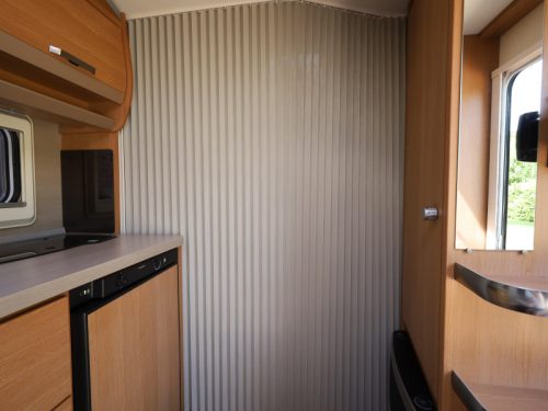 Knaus Sport 450 FU including awning photo: 14