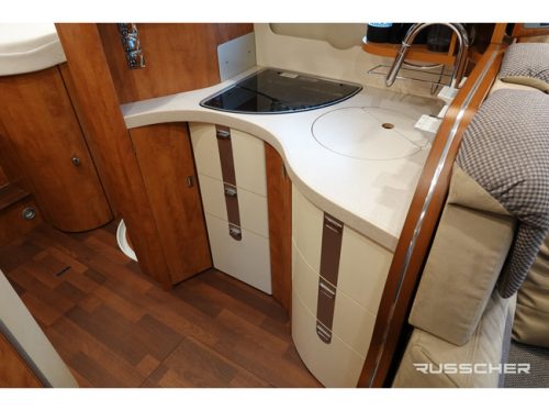 Carthago CHIC C-LINE i 4.9 5 persons 150Pk | Single beds | Roof air conditioning photo: 8