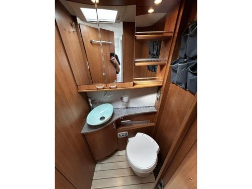 Pilote Explorateur G 741 Transverse bed/Pull-down bed/Alde/2012 photo: 13