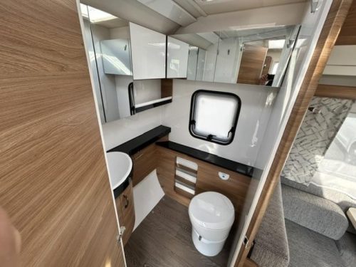 Hobby De Luxe 460 SFF extremely complete photo: 11