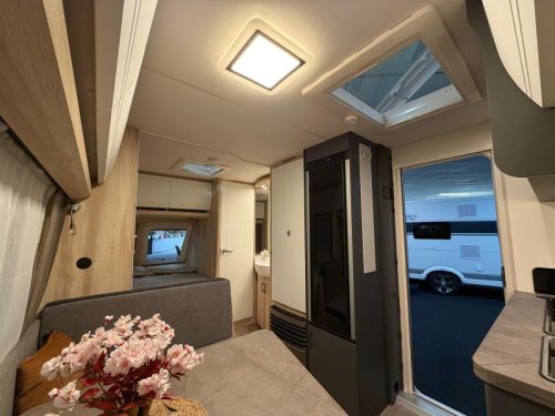 Hobby De Luxe 400 SFE PRECIO DE OFERTA! foto: 4