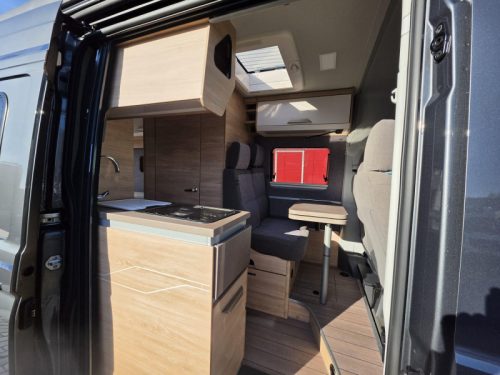 Knaus BoxDrive 680 ME Off Grid, Bom vol Foto: 4