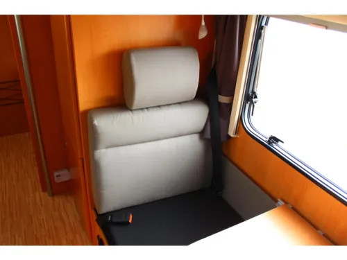 Hymer Camp 682 CL 7 Schlafpl&auml;tze mit Solar und Klimaanlage Foto: 6