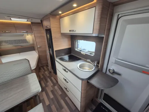 Weinsberg CaraOne Edition HOT 500 FDK Bunk bed photo: 17