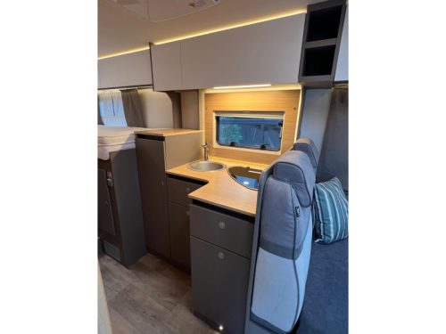 LMC Tourer 660 T Single beds, E&P, Air conditioning photo: 14
