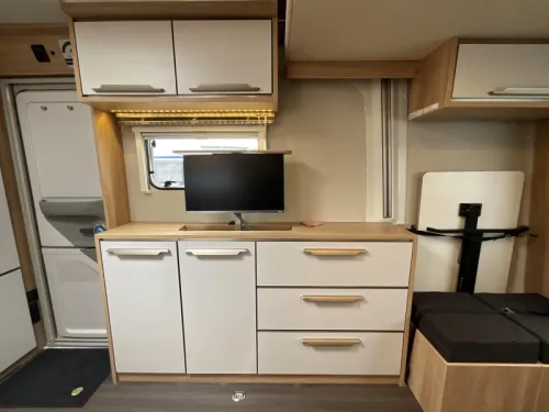 Knaus Deseo 400 TR EINZIGARTIG-VOLL MIT OPTIONEN Foto: 6