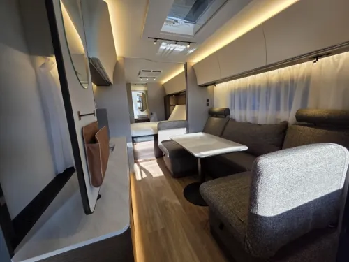 Adria Alpina 663 HT Foto: 5