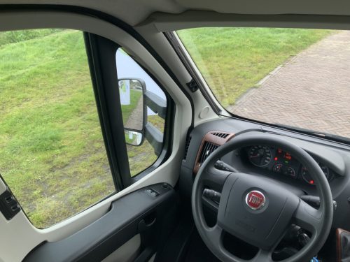 B&uuml;rstner Ixeo IT 700 2.3 MultiJet 130 PK, Queensbed, Zij-bank, Draaistoelen, Bj.2012 &ldquo;Uw Camper-verkoopmakelaar  Camper centrum on the road foto: 28