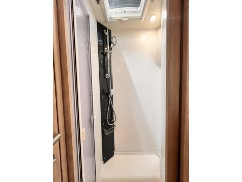 Rapido 696 F Premium Edition Face to face  Foto: 18