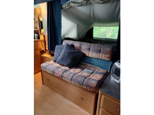 Alpenkreuzer Pennine Fiesta 2+2 Folding camper Awning 4 berths kitchen Awning 2011 photo: 14