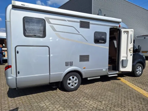 Hymer B-MC T 580 2 SINGLE BEDS+LEVELING SYSTEM photo: 15