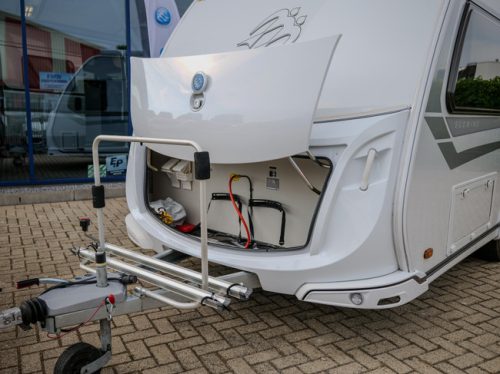 Knaus Sudwind 450 FU CIRCULAR SEATING, MOVER, AWNING photo: 1