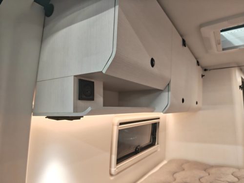 tourne mobil 6.4 Select 2.2 BlueHDI 180PK Automaat - ALL SEASON photo: 8