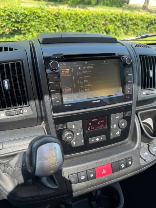 Eura Mobil Profila T 670 SB photo: 21