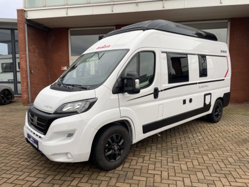 Dethleffs Globetrail 600 600 Aufstelldach 4 Personen Foto: 4