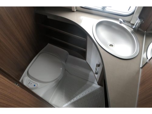 Eriba Exciting 471 ER leveller, mover, awning photo: 9