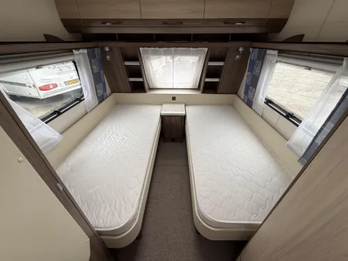 Hobby De luxe Easy 495 UL Enkele bedden, Mover bj14  foto: 7