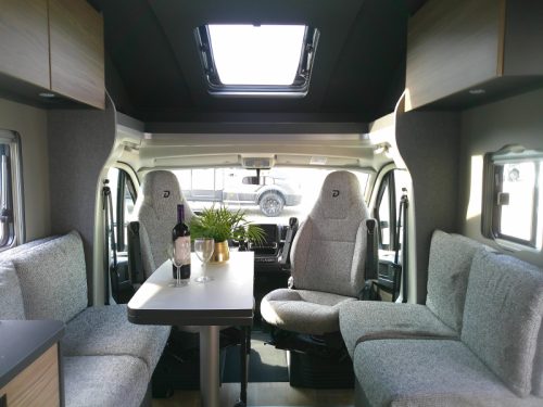 Dethleffs Trend 7057 EBL face to face lage bedden Foto: 5