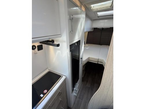 Kabe Travel Master Van 690LB V6 190PK Einzelbetten Solarmodul Anh&auml;ngerkupplung Foto: 18