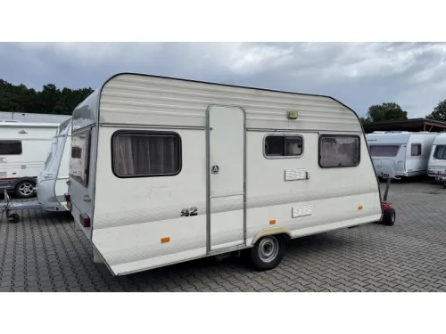 Home-Car Confort 42 2x Sitzgruppe Toilettenraum Foto: 11