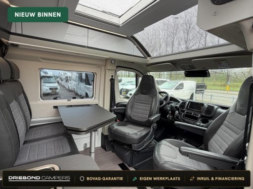 Adria Twin Supreme 640 SGX Solarpanel Skyroof Markise LED TV Foto: 1
