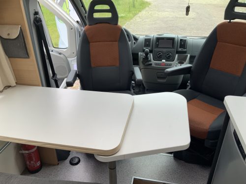 Knaus Van Ti 600 ME &ndash; Complete 3 liter 160 HP Semi-integrated, fixed bed, half-dinette, swivel seats Motorhome centre on the road photo: 12
