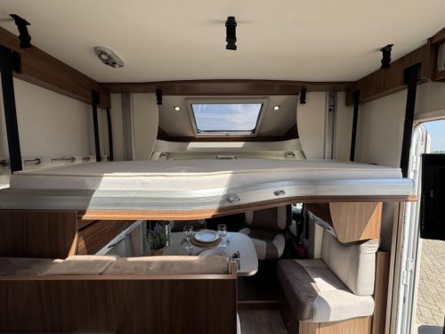 Pilote Essentiel P 706 Queensbed Pop-top roof  photo: 14