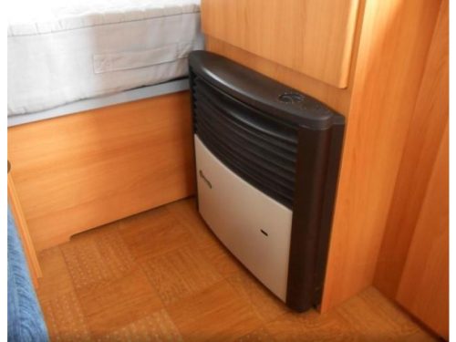 Caravelair Antares 465 Querbett / Markise. Foto: 12